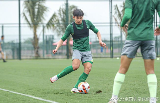 顾言正嗯了一声，对他说：行了萧总，时候不早了，你也早点回去休息，这件事情，我们会跟你保持联系，有什么消息，会及时通知你。